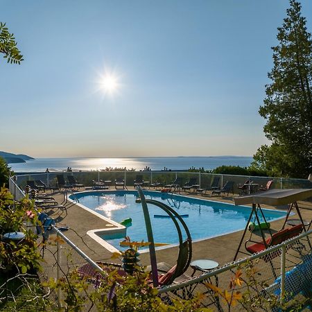 לה מלבאי Auberge Des Falaises מראה חיצוני תמונה