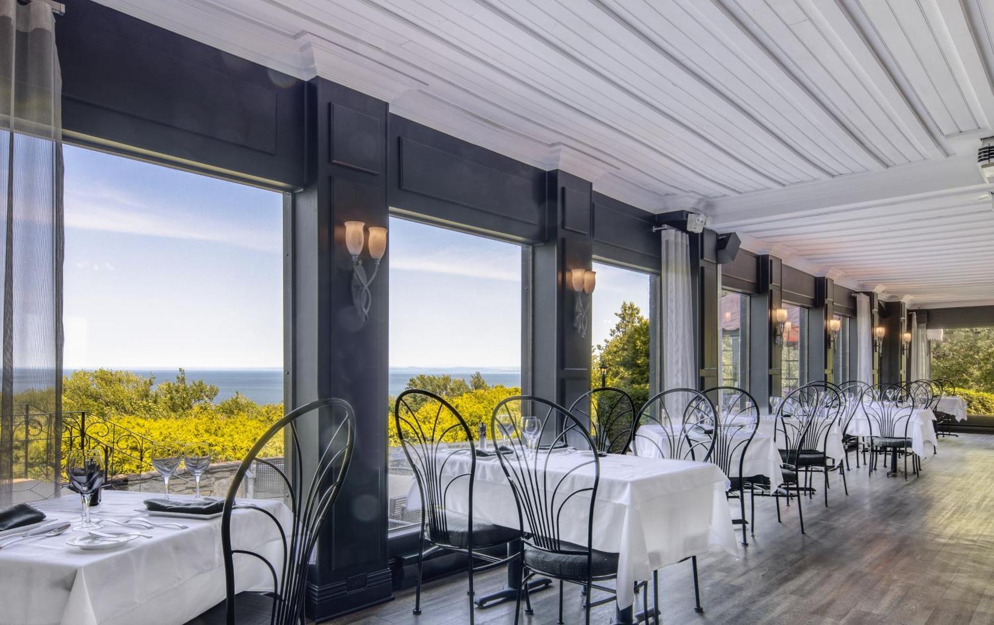 לה מלבאי Auberge Des Falaises מראה חיצוני תמונה